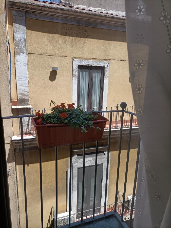 Residenza La Vecchia Cattedrale Катания Екстериор снимка