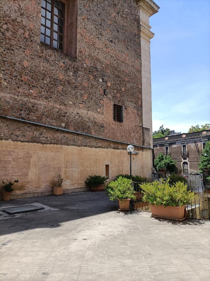 Residenza La Vecchia Cattedrale Катания Екстериор снимка